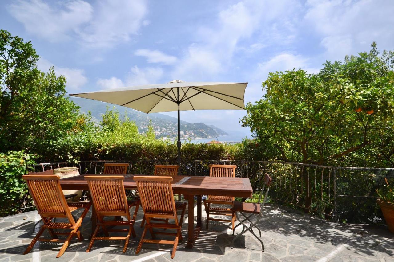 Villa Riviera Rapallo - 5 Min Walking From Beach Exterior photo